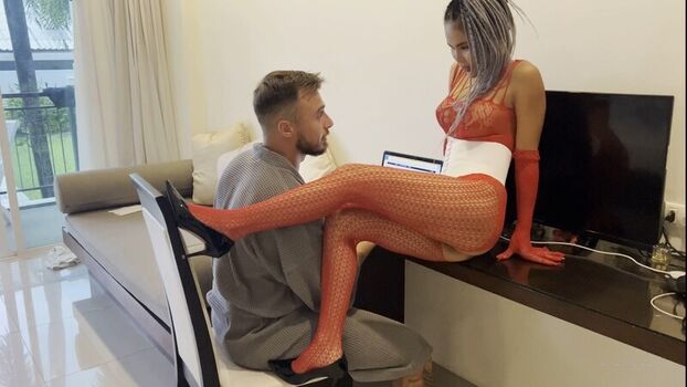 Full leaked Raysileeum page private photo