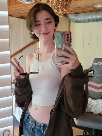 Full leaked React girlsyt private photo