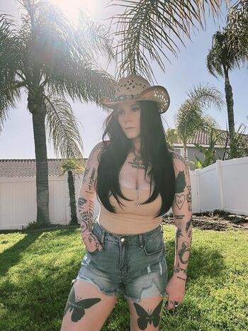 Full leaked Ready to glare page private photo