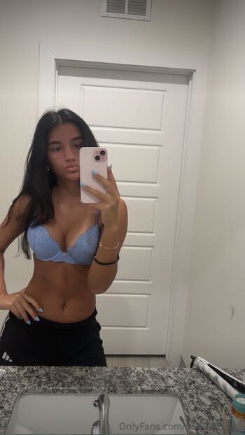 Full leaked Reagan blair private onlyfans photo