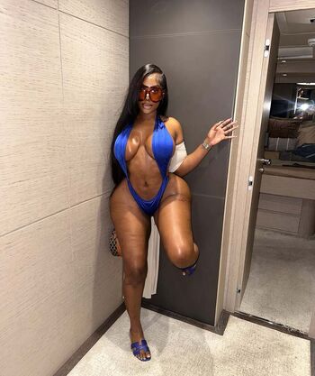 Full leaked Realbellanuetch private onlyfans photo