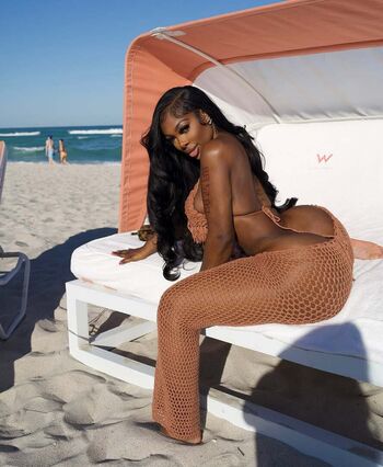 Full leaked Realbellanuetch private onlyfans photo