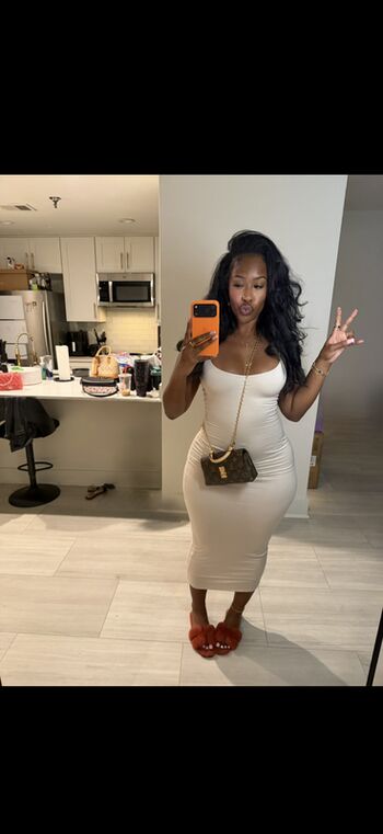 Full leaked Realkeylamarie private photo