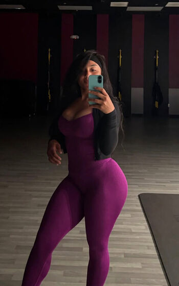 Full leaked Realladytarzan private photo