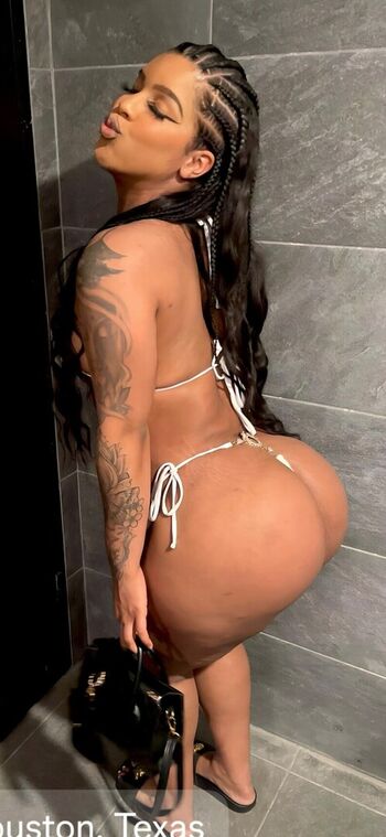 Full leaked Realskyx private onlyfans photo