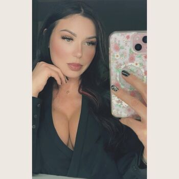 Rebecca Lorraine