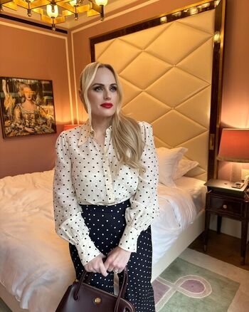 Full leaked Rebel wilson private photo