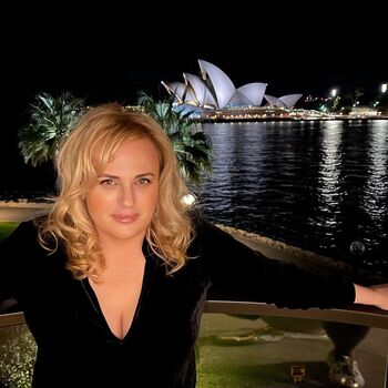 Full leaked Rebel wilson private photo