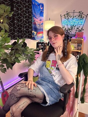 Full leaked Rebisenpai page private onlyfans photo