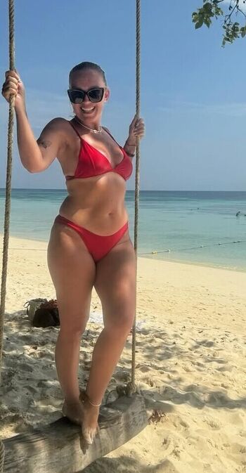 Full leaked Redglassesgirl private onlyfans photo