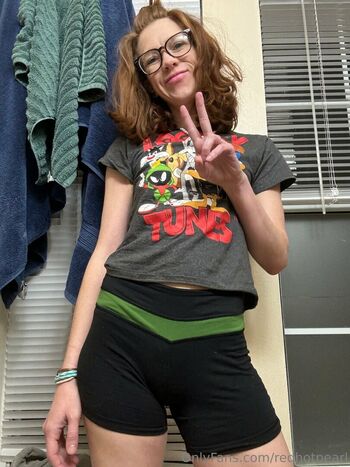 Full leaked Redhotpearlx page private photo