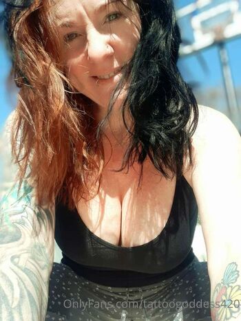 Full leaked Redsexy private photo