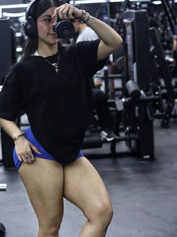 Full leaked Reenyfit page private onlyfans photo