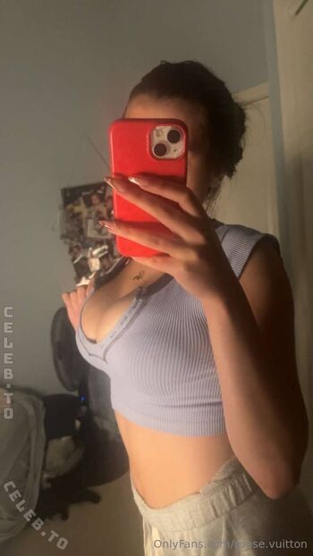 Full leaked Reese vuitton page private photo