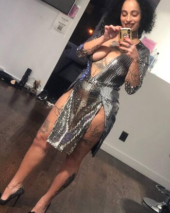 Full leaked Reeses pieces private onlyfans photo