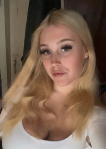 Full leaked Reeseychanelle page private photo