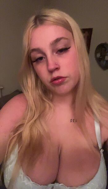 Full leaked Reeseychanelle page private photo
