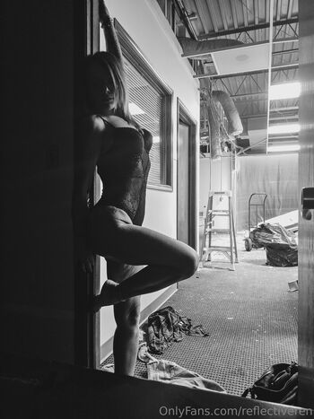 Full leaked Reflectiveren page private onlyfans photo