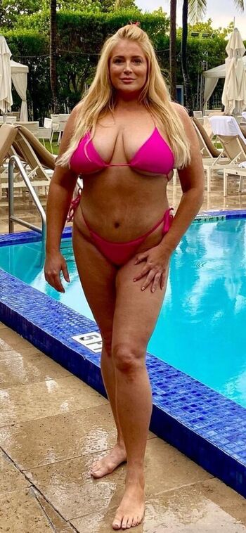 Full leaked Regan tilton page private photo