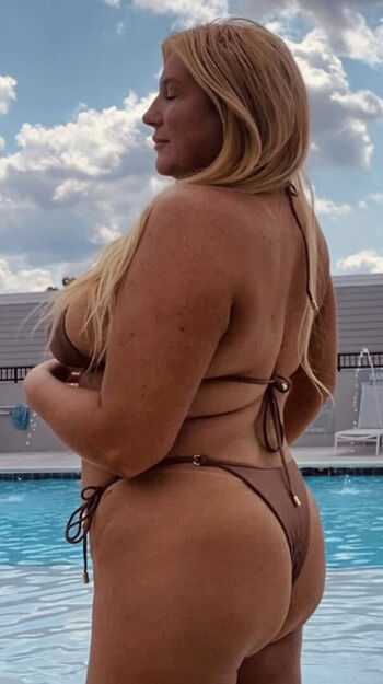 Full leaked Regan tilton private photo