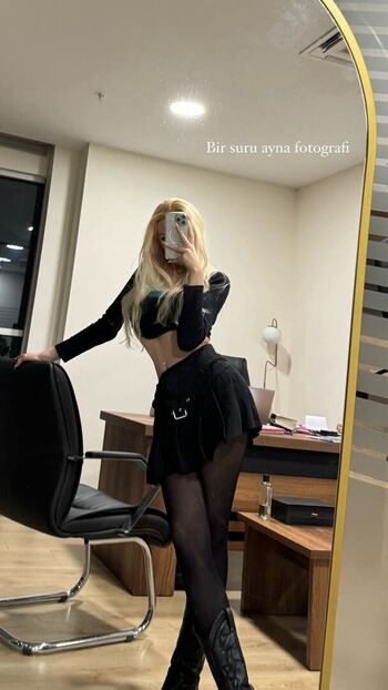 Full leaked Rellaria private photo