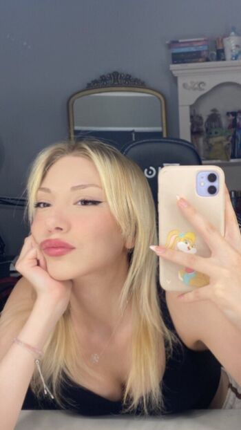 Full leaked Rellaria private photo