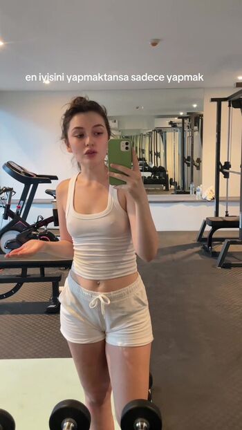 Full leaked Rem nur ko private photo
