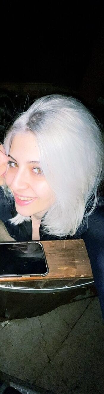 Full leaked Rem sakmar page private onlyfans photo