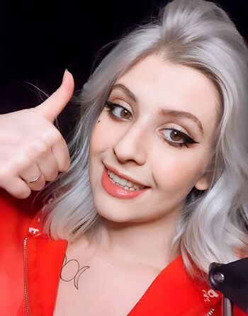 Full leaked Rem sakmar private onlyfans photo