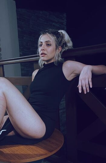 Full leaked Rem sakmar private onlyfans photo