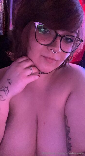 Full leaked Remarkableryann private photo