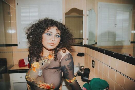 Full leaked Remi wolf private onlyfans photo