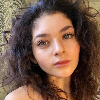 Full leaked Rena serena private onlyfans photo