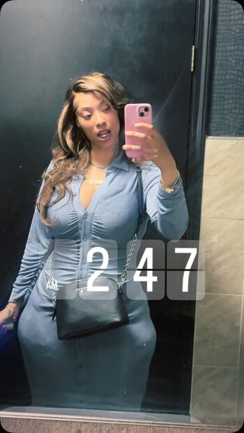 Full leaked Renadaneen private onlyfans photo