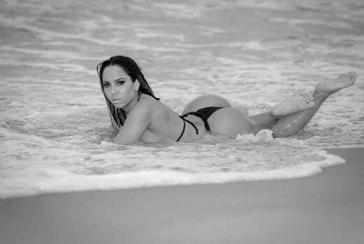 Full leaked Renata frisson page private photo
