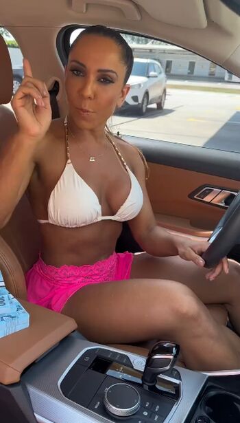 Full leaked Renata frisson private photo