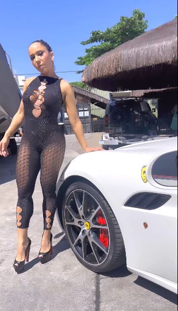 Full leaked Renata frisson page private photo