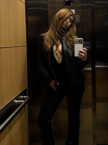 Full leaked Renatarii private onlyfans photo