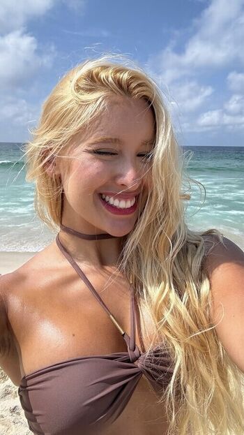 Full leaked Renatatbl private photo