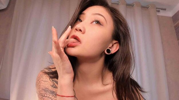 Full leaked Renawong private onlyfans photo