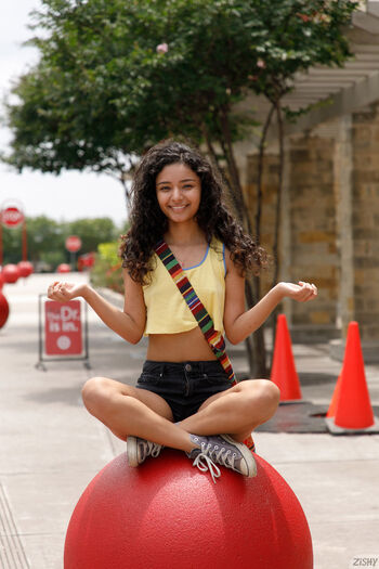 Full leaked Renee macias private onlyfans photo