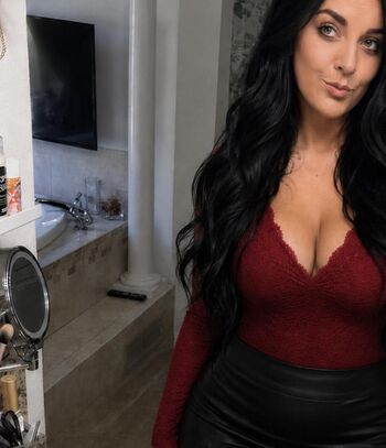 Full leaked Renee nat private photo
