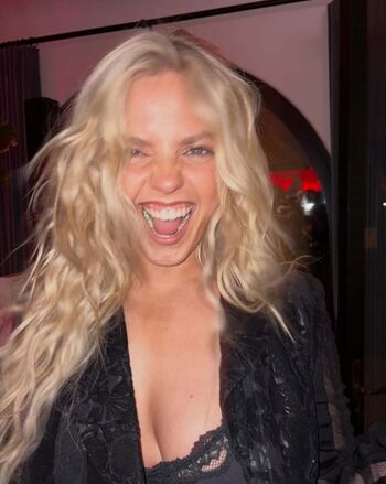 Full leaked Renee rapp private onlyfans photo