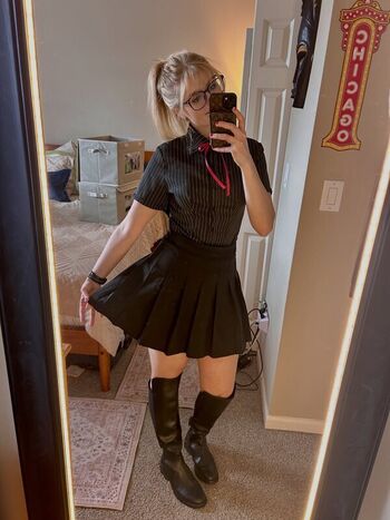 Full leaked Retro wannabe private photo