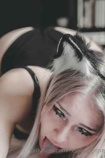 Full leaked Revolvingrose  page private onlyfans photo