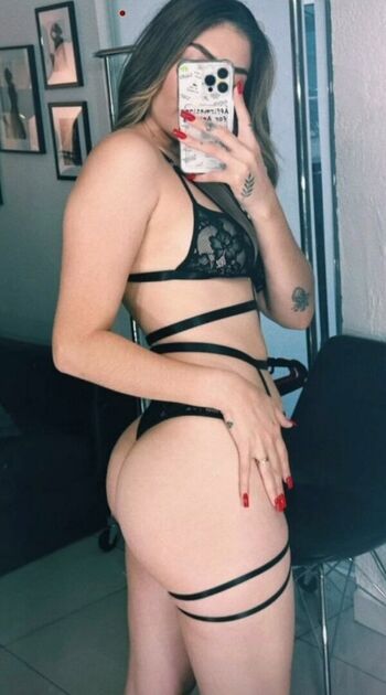Full leaked Reyna rivera private photo
