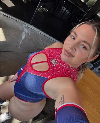 Full leaked Rharri rhound private onlyfans photo