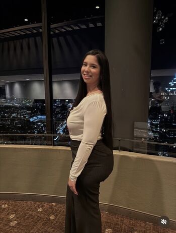 Full leaked Rhayra eleto private onlyfans photo