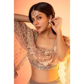Full leaked Rhea chakraborty private photo