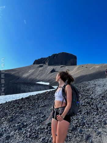 Full leaked Rhiannonhikes page private onlyfans photo